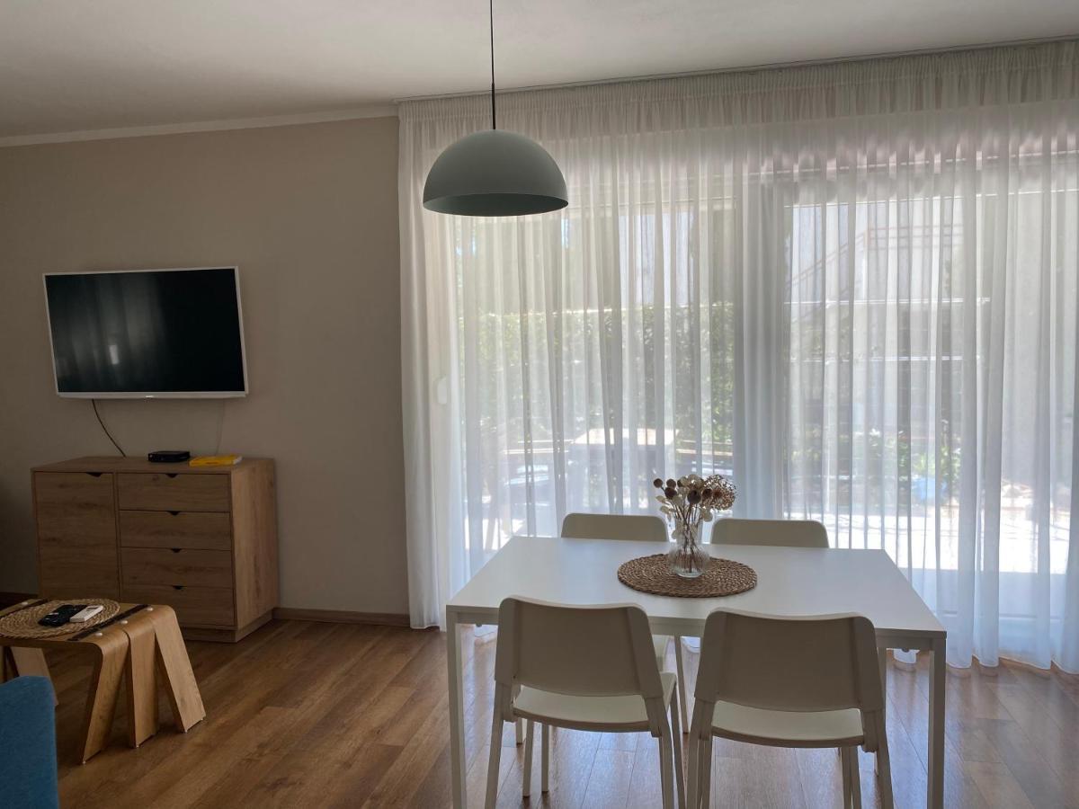 M Plus Residence Pinezići エクステリア 写真